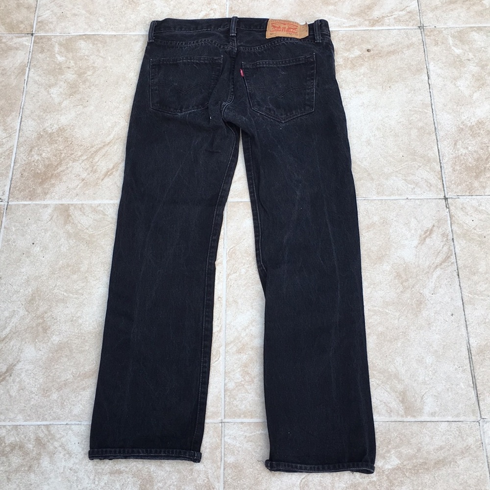 Black Levi 501s